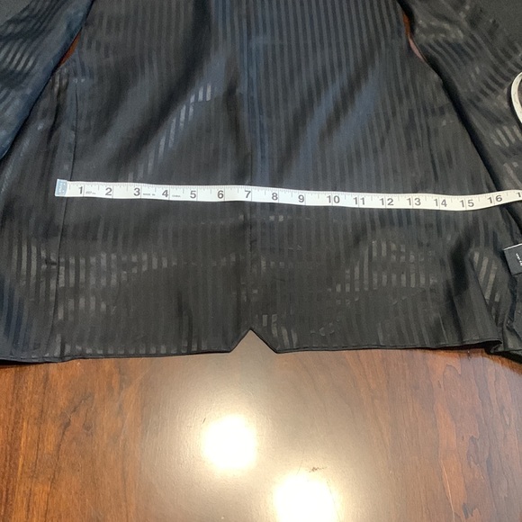 Mens vest - Picture 4 of 10